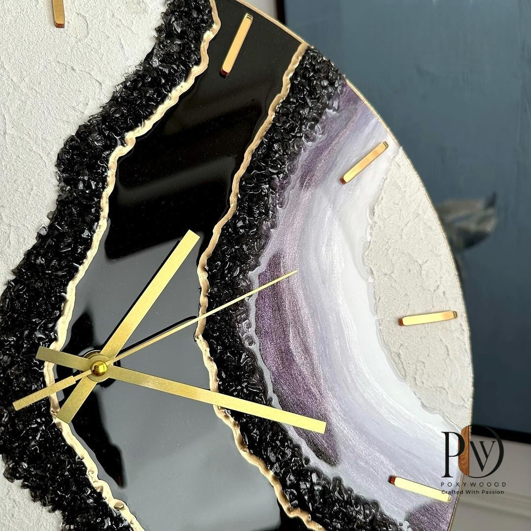 Luxury White Purple Agate Epoxy Resin Geode Clock