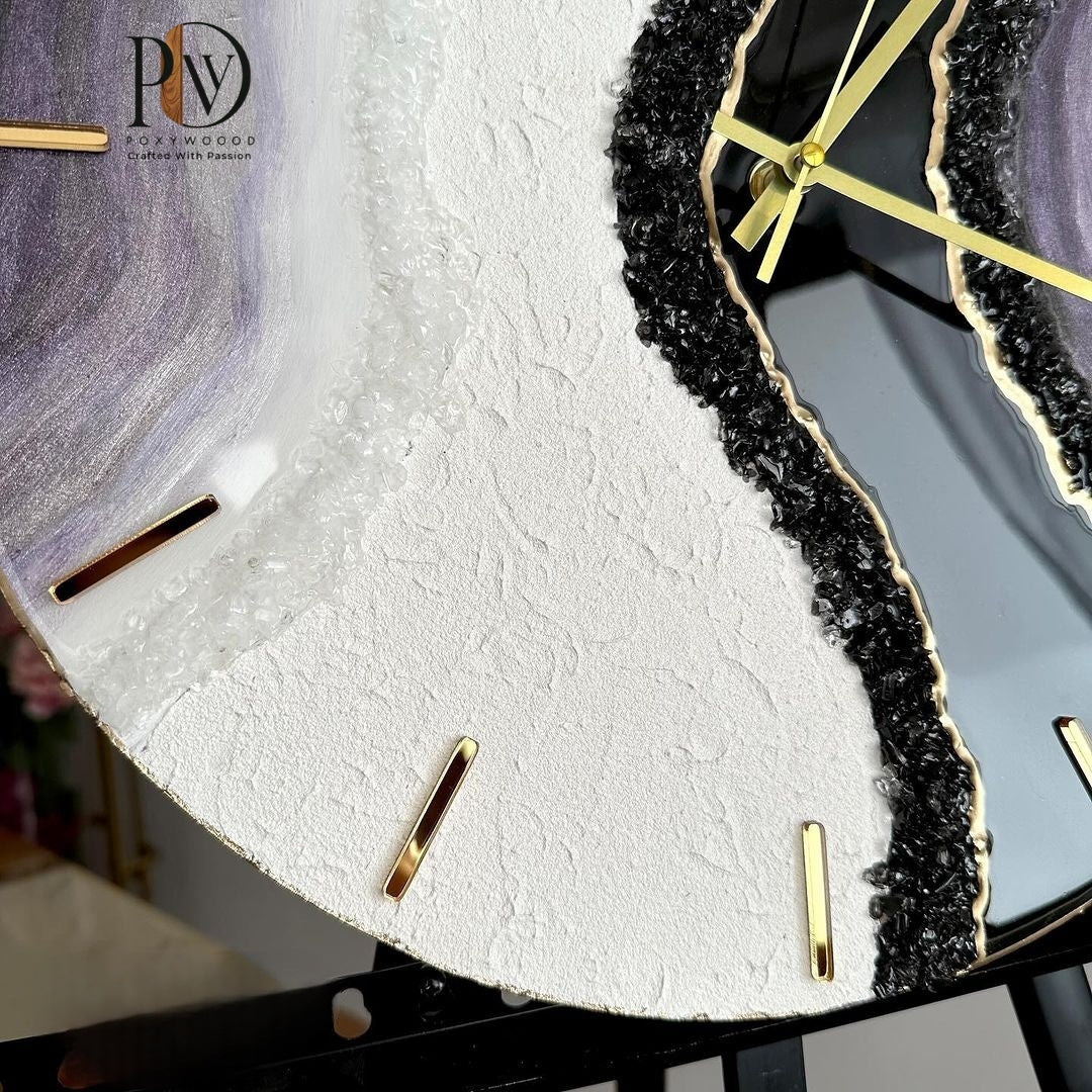 Luxury White Purple Agate Epoxy Resin Geode Clock