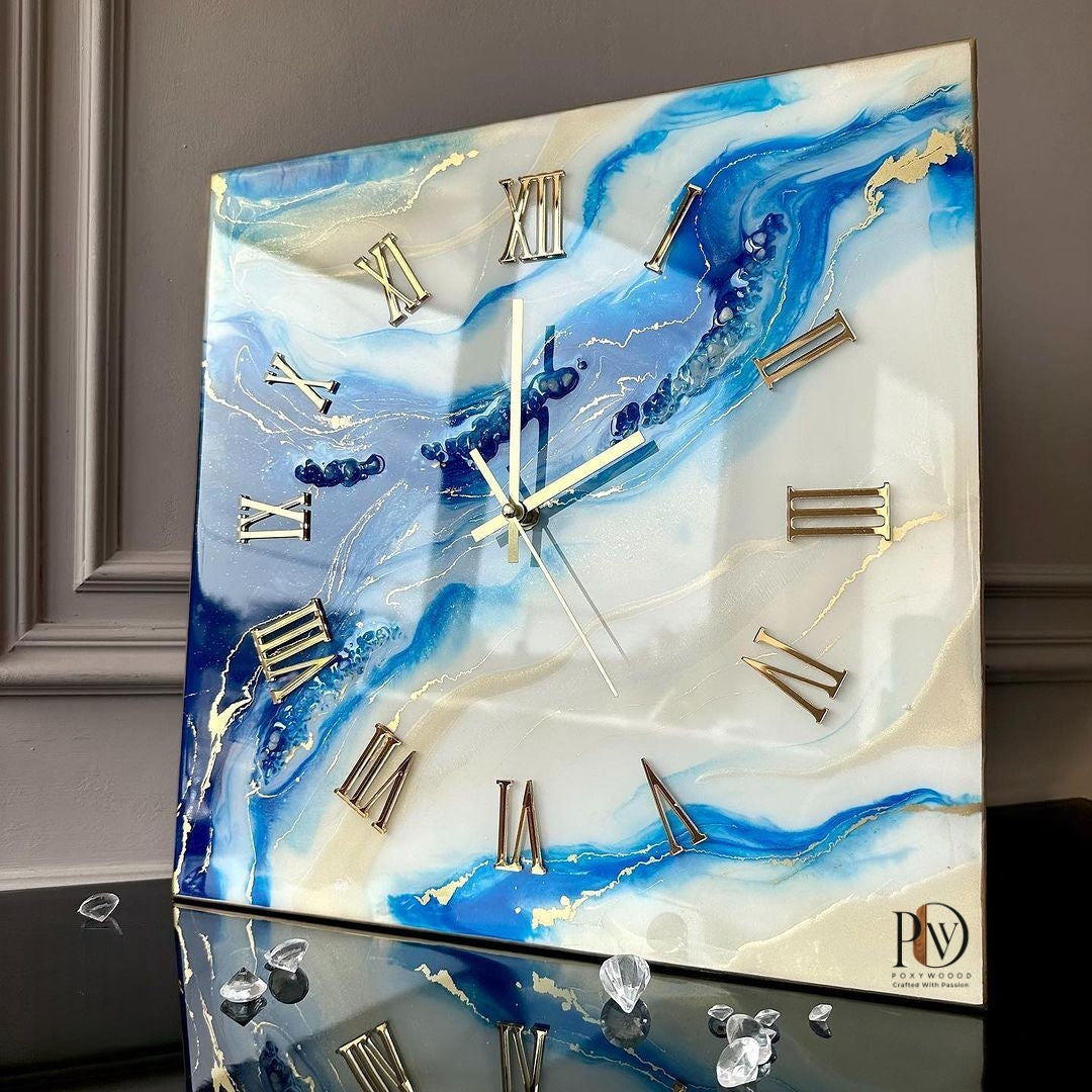 Aurora Frost Radiance Geode Resin Clock
