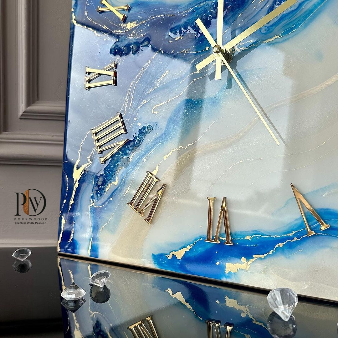 Aurora Frost Radiance Geode Resin Clock