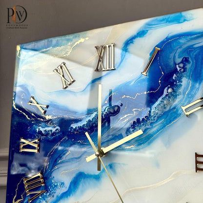 Aurora Frost Radiance Geode Resin Clock