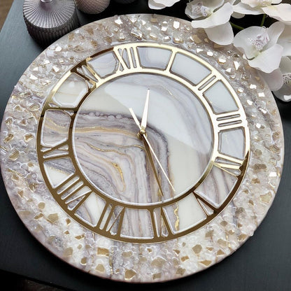 Pearlescent Marble Epoxy Clock – Elegant Luxury Design